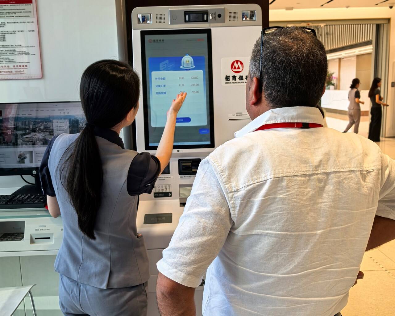 最新医保卡提取现金方法自助提款机方法分析(最方便真实的佛山医疗保障卡怎么提取现金方法)